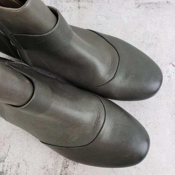 TAOS Ankle Booties Leather Side Zip Comfort Shoes Gray size 9 EU 40 Lagenlook - Picture 9 of 16